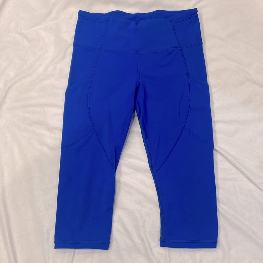 Lululemon 18” jogging royal blue pants